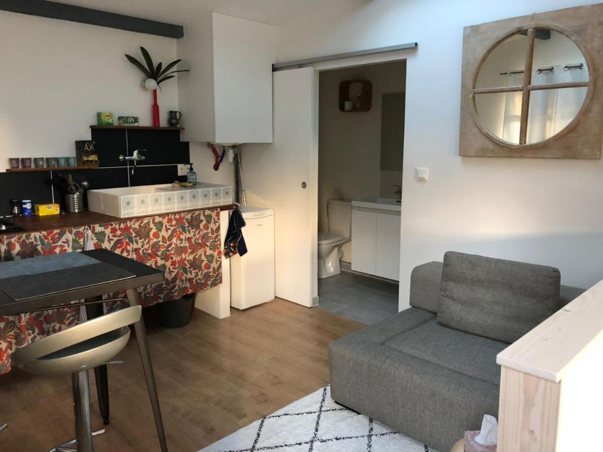 Appartement Charmant logement avec parking à Orvault Extérieur photo