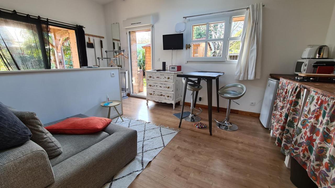 Appartement Charmant logement avec parking à Orvault Extérieur photo