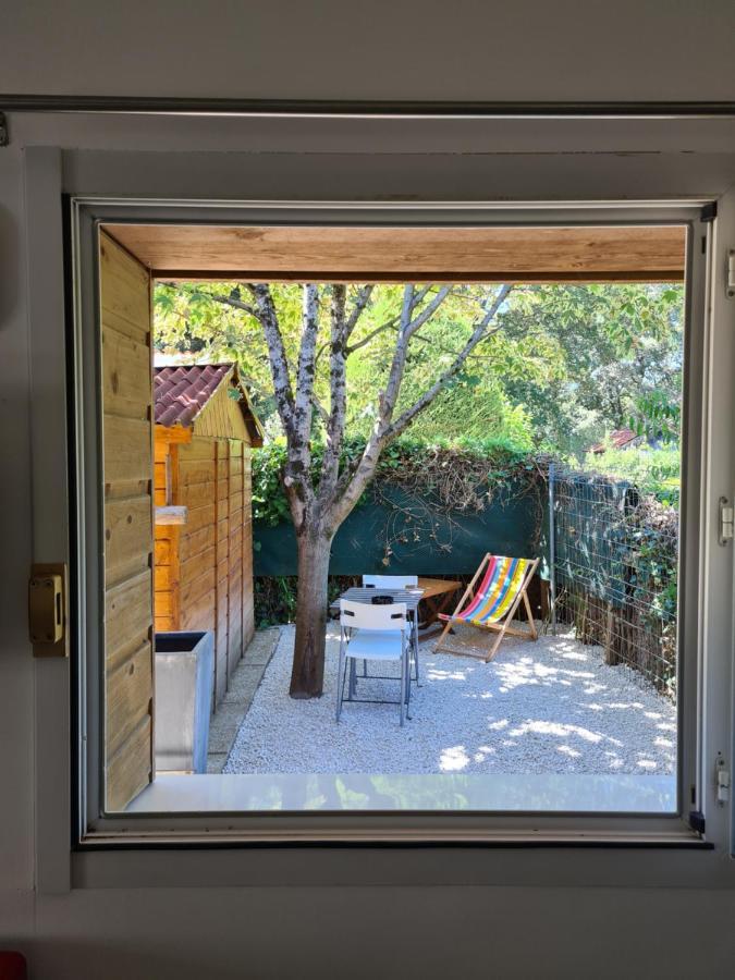 Appartement Charmant logement avec parking à Orvault Extérieur photo